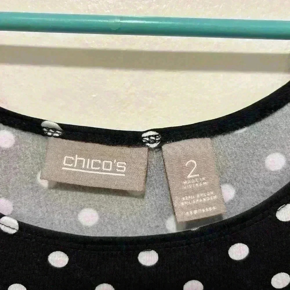 Chico’s polka dot sleeveless women’s size 2 - Picture 2 of 3